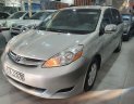 Toyota Sienna 2008 - Màu bạc xe gia đình