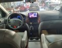 Toyota Sienna 2008 - Màu bạc xe gia đình