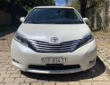 Toyota Sienna 2017 - Màu trắng