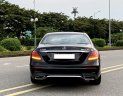 Mercedes-Benz E300 2017 - Màu đen, ghế nâu, siêu đẹp