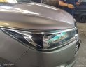 Toyota Innova 2019 - Xe màu đồng, số sàn