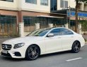 Mercedes-Benz E300 2017 - Màu trắng, xe nhập