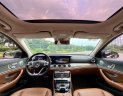 Mercedes-Benz E300 2017 - Màu đen, ghế nâu, siêu đẹp