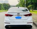 Hyundai Elantra 2016 - Xe màu trắng 