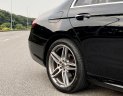 Mercedes-Benz E300 2017 - Màu đen, ghế nâu, siêu đẹp