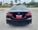 Toyota Camry 2020 - Nhập khẩu, đen ánh tím