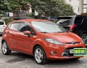 Ford Fiesta 2011 - Xe màu đỏ 