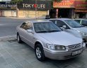 Toyota Camry 2000 - Màu bạc, chính chủ