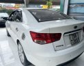 Kia Forte 2009 - Màu trắng, xe nhập