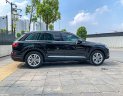 Audi Q7 2016 - Bán xe màu đen, nội thất nâu