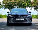 Toyota Camry 2021 - Xe màu đen sáng trọng, giá 1 tỷ 070tr