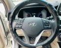 Hyundai Tucson 2019 - Màu trắng, giá chỉ 846 triệu