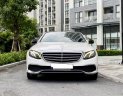 Mercedes-Benz 2016 - Model 2017, màu trắng zin, hỗ trợ bank 70%