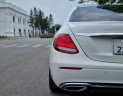 Mercedes-Benz 2018 - Màu trắng, nội thất nâu cực hiếm