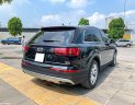 Audi Q7 2016 - Bán xe màu đen, nội thất nâu