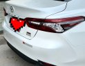 Toyota Camry 2022 - Trắng, nội thất kem
