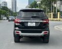 Ford Everest 2021 - Giá 1 tỷ 350tr