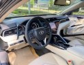 Toyota Camry 2020 - Cần bán xe đăng ký lần đầu 2020, xe gia đình giá chỉ 1 tỷ 235tr