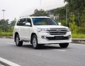 Toyota Land Cruiser 2019 - Màu trắng, nhập khẩu nguyên chiếc