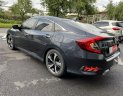 Honda Civic 2017 - Bản cao cấp có cửa sổ trời, lẫy chuyển số vô lăng - Giá rẻ