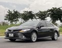 Toyota Camry 2021 - Cần bán gấp, xe còn siêu mới đẹp