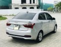 Hyundai Premio 2018 - Màu bạc, giá chỉ 345 triệu