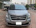 Hyundai Starex 2015 - Màu bạc số sàn