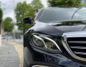 Mercedes-Benz 2017 - Cần bán gấp xe lăn bánh 4,3 vạn km