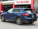 Porsche Cayenne 2010 - Màu xanh coban độc đáo