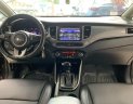 Kia Rondo 2017 - Xe màu đỏ mận bắt mắt