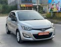 Hyundai i20 2013 - Xe màu bạc