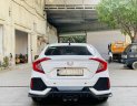 Honda Civic 2018 - Xe màu trắng