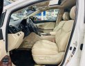 Toyota Venza 2009 - Cần bán lại xe đăng ký lần đầu 2009 ít sử dụng giá tốt 568tr