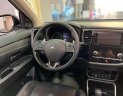 Mitsubishi Outlander 2020 - Màu trắng, xe nhập xe gia đình, giá chỉ 835 triệu