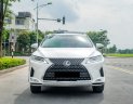 Lexus RX 350 2017 - Đã lên form 2021(cam kết đăng kiểm trọn đời cho khách hàng), xe chạy hơn 5 vạn km siêu mới