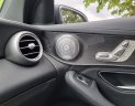 Mercedes-Benz GLC 300 2018 - Màu đen ghế đen kính 3 lớp apple carplay