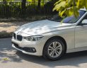 BMW 320i 2016 - Cần bán lại xe odo 4,8 vạn km