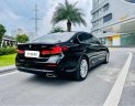 BMW 520i 2021 - Đen, nội thất nâu