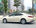 Lexus ES 250 2017 - Cần bán gấp xe màu vàng cát