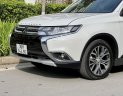 Mitsubishi Outlander 2019 - Cần bán lại xe năm sản xuất 2019