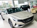 Hyundai Elantra 2022 - Mẫu sedan hạng C thiết kế trẻ trung, rộng rãi bậc nhất phân khúc cùng khả năng cách âm cực tốt