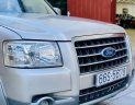 Ford Everest 2008 - Xe màu bạc, còn rất mới và đẹp