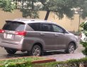 Toyota Innova 2017 - Bán ô tô đăng ký 2017 xe gia đình giá 520tr