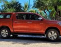 Toyota Hilux 2016 - Màu cam đỏ