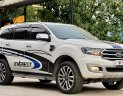 Ford Everest 2.0 2019 - Ford Everest 2.0 Titanium một cầu máy dầu, màu trắng biển HCM  