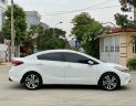 Kia Cerato 2018 - Bán xe màu trắng