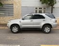 Toyota Fortuner 2009 - Màu bạc