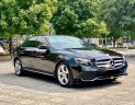 Mercedes-Benz E250 2017 - Bán xe Mercedes-Benz E250 năm 2017 xe gia đình giá chỉ 1 tỷ 560tr