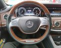 Mercedes-Benz 2016 - Màu trắng, nội thất nâu vân gỗ quý phái