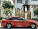 BMW 320i 2018 - Bán xe đỏ cam, nội thất đen kem